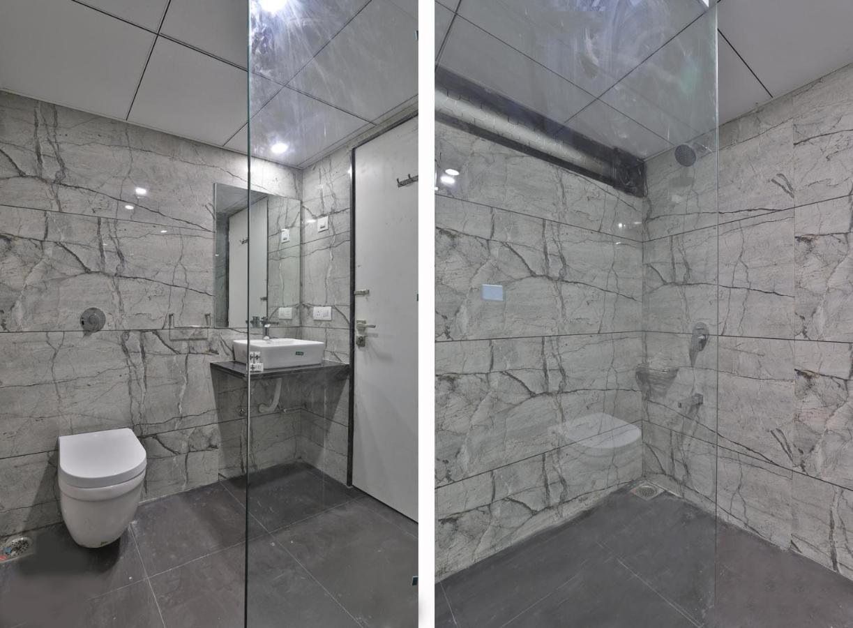 סוראט Hotel Privya Rooms And Banquet מראה חיצוני תמונה
